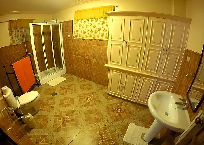Lambug Hotell 4*
