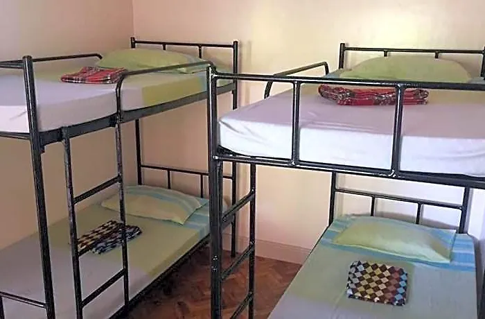 Lambug Hotell Badian